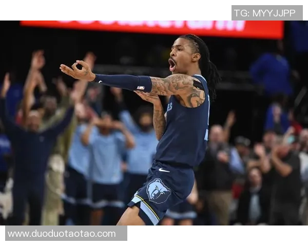 莫兰特复出首战狂砍38分灰熊球迷齐声高喊MVP荣耀